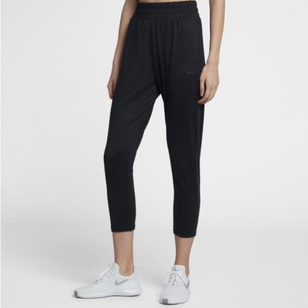 Nike Flow women’s pants XS (0-2)